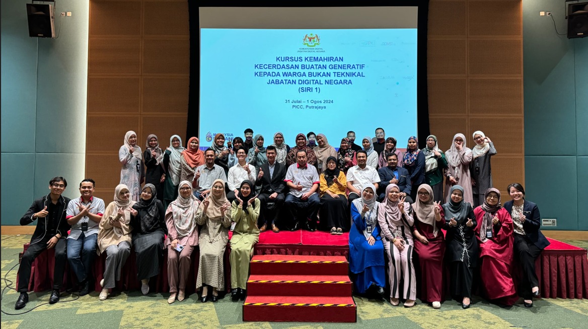 31 Julai-1 Ogos 2024 | Kursus Kemahiran Kecerdasan Buatan Generatif Kepada Warga Bukan Teknikal (Siri 1)