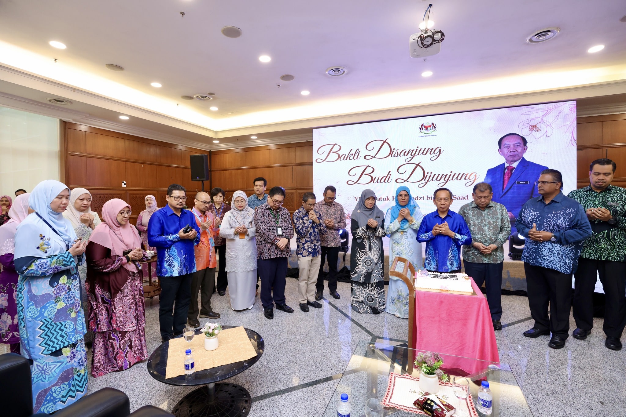 13 Jun 2024 | Majlis Persaraan YBHG. Datuk Haji Rodzi B Md Saad, Ketua Setiausaha Kementerian Digital