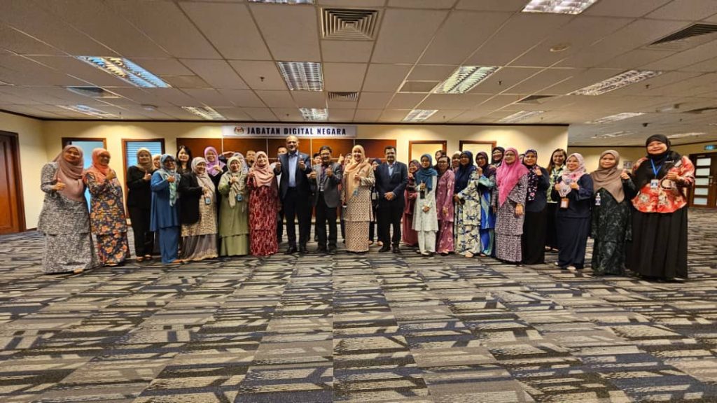 19 Jun 2024 | Kunjungan Daripada YB Menteri Digital, Tuan Gobind Singh Deo Ke Jabatan Digital Negara