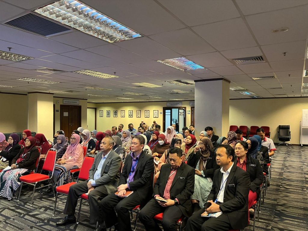 12 Jun 2024 | Sesi Perjumpaan Bersama Dengan Pegawai Gred 52 Dan Gred 54 Setiap Bahagian Bagi Perbincangan Hala Tuju Dan Gerak Kerja JDN