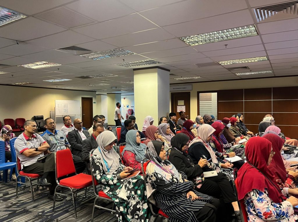 12 Jun 2024 | Sesi Perjumpaan Bersama Dengan Pegawai Gred 52 Dan Gred 54 Setiap Bahagian Bagi Perbincangan Hala Tuju Dan Gerak Kerja JDN