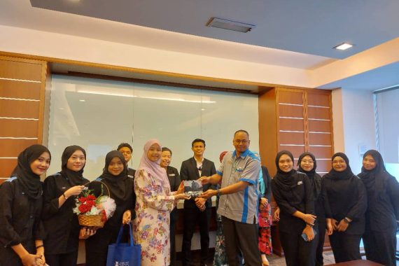 24 Jun 2024 | Lawatan Akademik Daripada Lapan Pelajar Fakulti Pengurusan Dan Perniagaan, Universiti Teknologi Mara Cawangan Selangor Kampus Puncak Alam