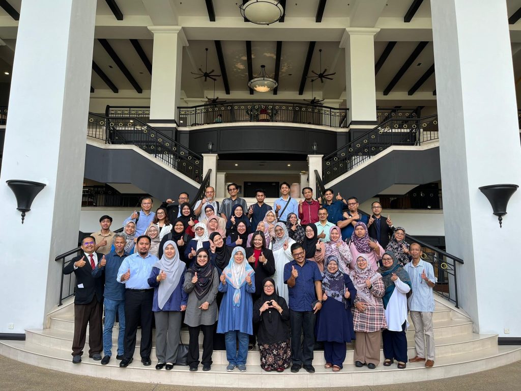 6-8 Jun 2024 | Bengkel 𝘝𝘪𝘴𝘪𝘰𝘯𝘪𝘯𝘨 Bagi Projek 𝘎𝘰𝘷𝘦𝘳𝘯𝘮𝘦𝘯𝘵 𝘖𝘯𝘭𝘪𝘯𝘦 𝘚𝘦𝘳𝘷𝘪𝘤𝘦𝘴 𝘎𝘢𝘵𝘦𝘸𝘢𝘺 (GOSG) 2.0