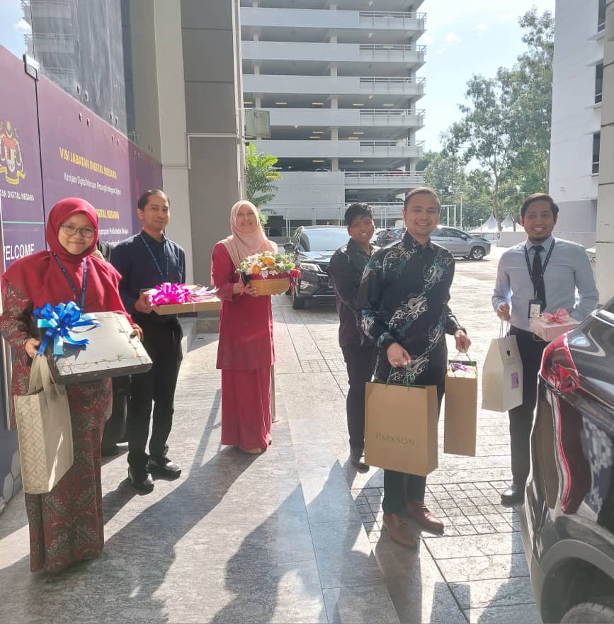 2 Januari 2025 | Lambaian Persaraan Puan Juraimi Ghazali,Perunding ICT (Pembangunan Sistem), Bahagian Perundingan Digital, JDN