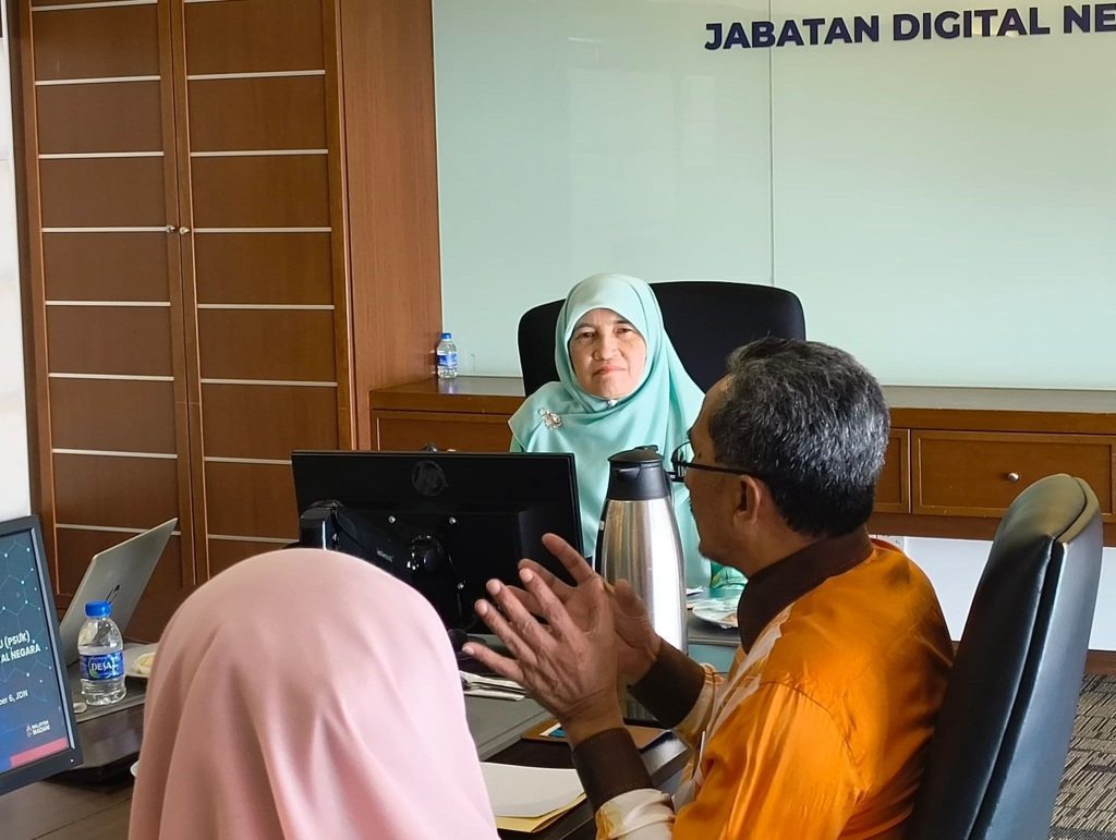 Kunjungan hormat daripada Pejabat Setiausaha Kerajaan Negeri Terengganu