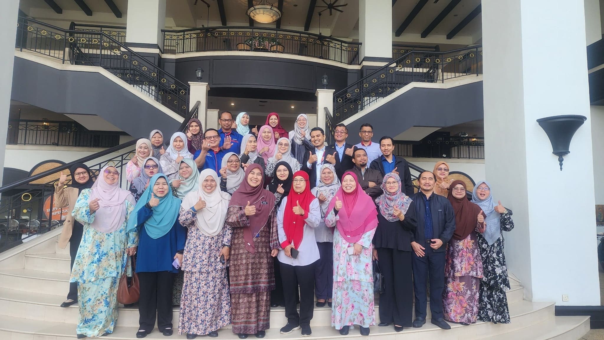 12-13 Program Semakan Semula Bidang Pengkhususan ICT Sektor Awam Sorotan Keperluan Negara Dan Masa Hadapan (Siri 1)