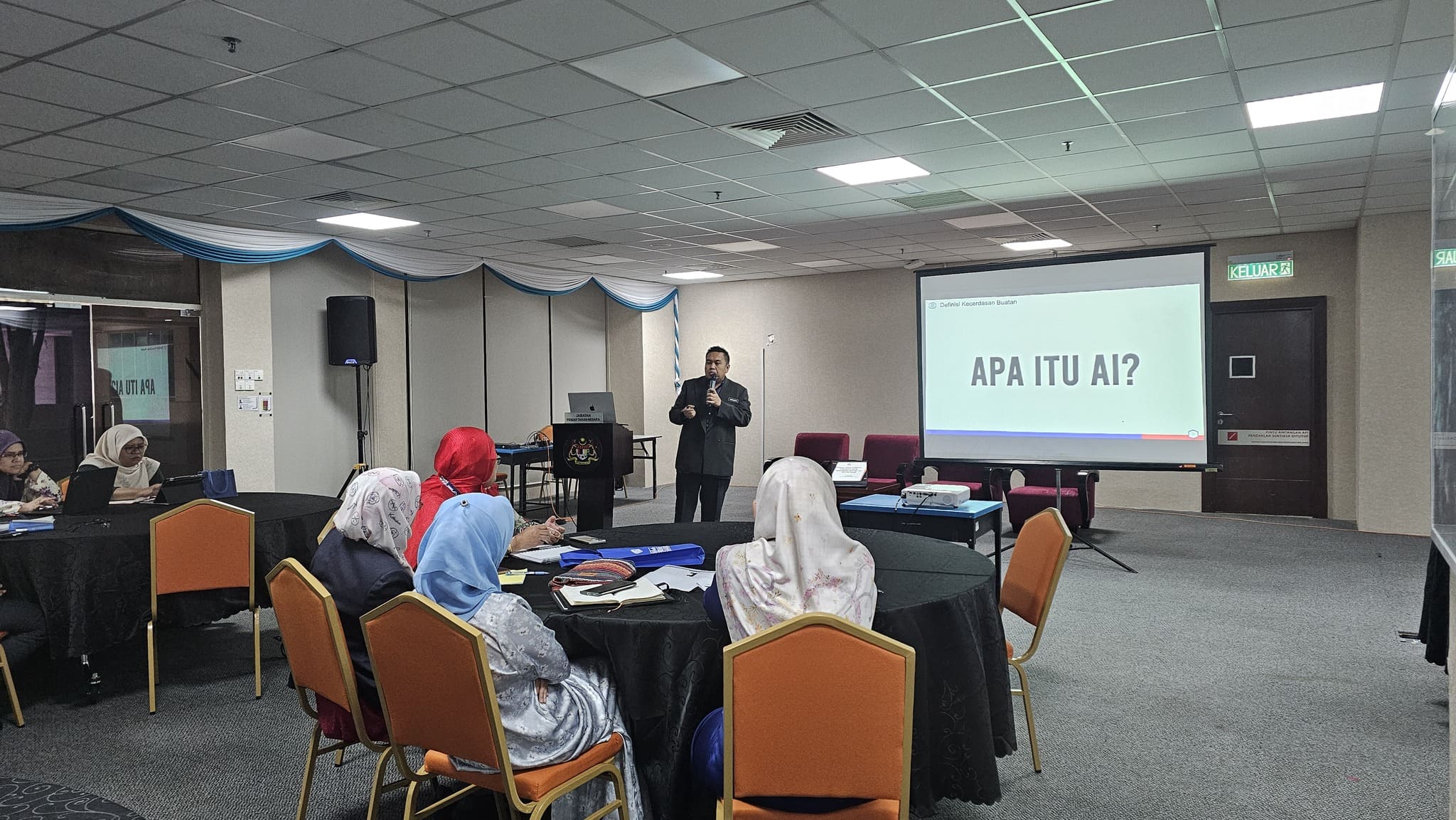 24 Mac 2025 | Bengkel Garis Panduan Pengadaptasian Kecerdasan Buatan (AI) Sektor Awam (GPAISA) di JPN