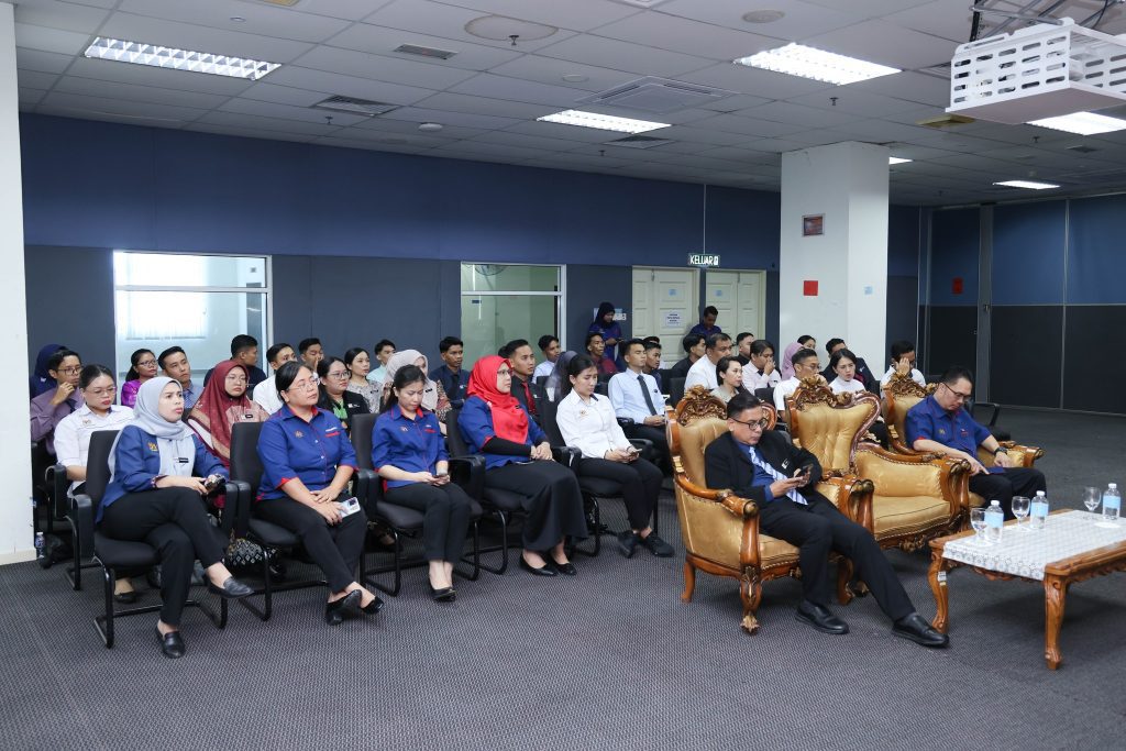 30 April 2025 | Majlis Amanat Ketua Perkhidmatan dan Penyerahan Surat Penempatan kepada 29 orang Juruteknik Komputer Gred FT1 lantikan baharu bagi Negeri Sabah