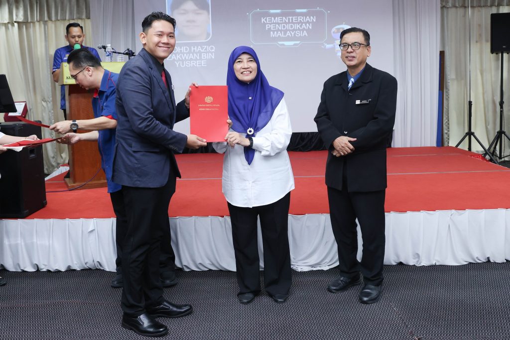 30 April 2025 | Majlis Amanat Ketua Perkhidmatan dan Penyerahan Surat Penempatan kepada 29 orang Juruteknik Komputer Gred FT1 lantikan baharu bagi Negeri Sabah