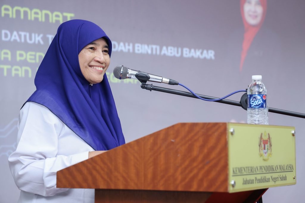 30 April 2025 | Majlis Amanat Ketua Perkhidmatan dan Penyerahan Surat Penempatan kepada 29 orang Juruteknik Komputer Gred FT1 lantikan baharu bagi Negeri Sabah