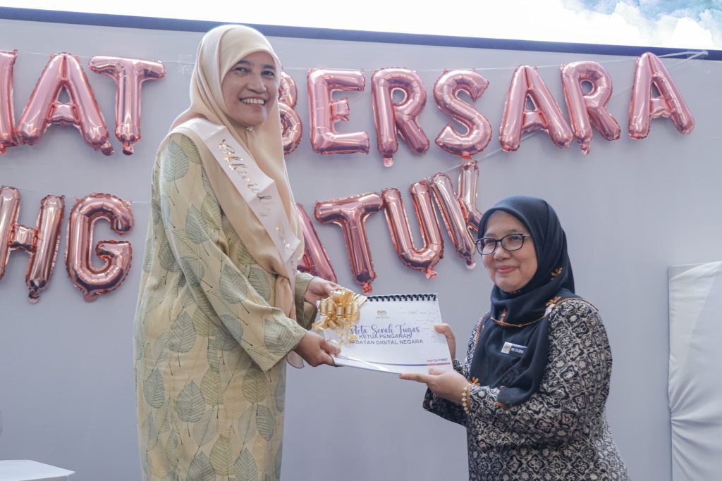 Sesi Clock Out Sempena Persaraan YBhg. Datuk Ts. Dr. Fazidah (3)