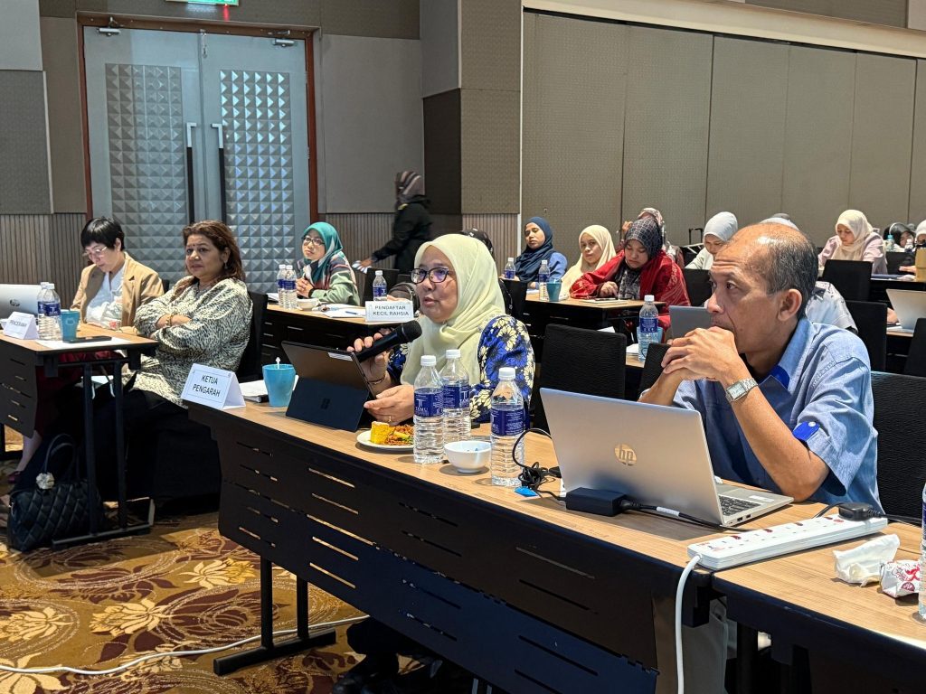 Kursus Pengurusan Rekod Rahsia Rasmi (2)