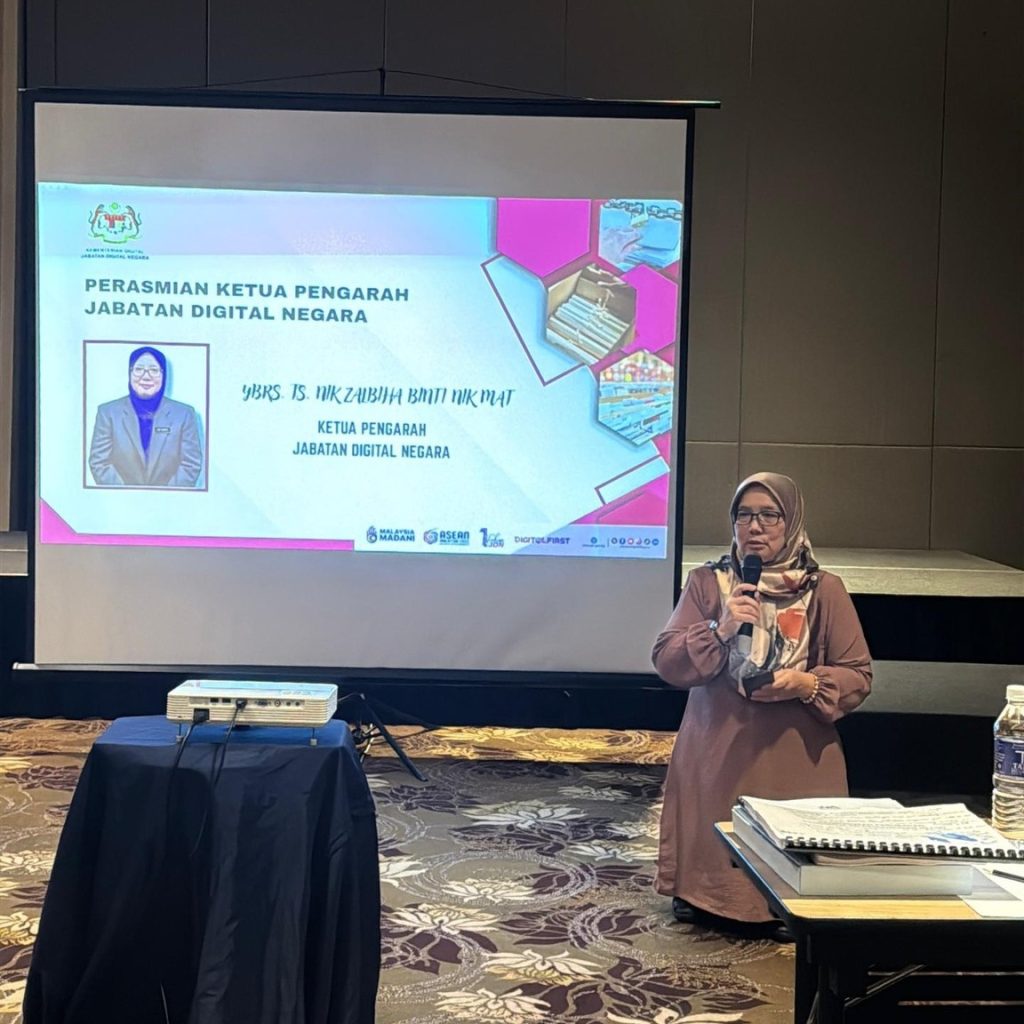 Kursus Pengurusan Rekod Rahsia Rasmi (5)