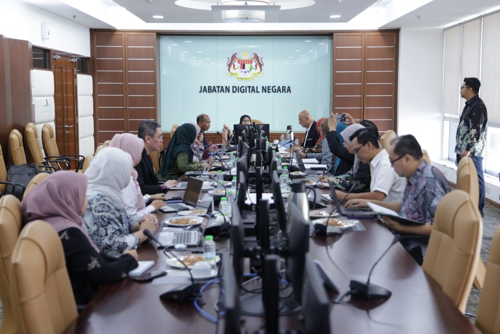 9 Oktober 2025 | Kunjungan Hormat Lembaga Minyak Sawit Malaysia (MPOB) kepada Ketua Pengarah JDN